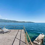 Perla Azzurra Mit Seezugang Apartmán