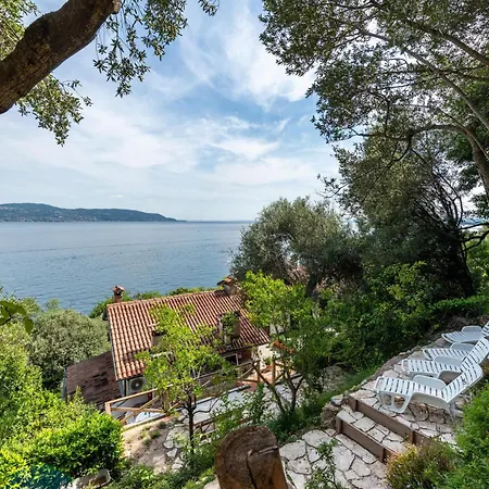 Perla Azzurra Mit Seezugang Apartment *