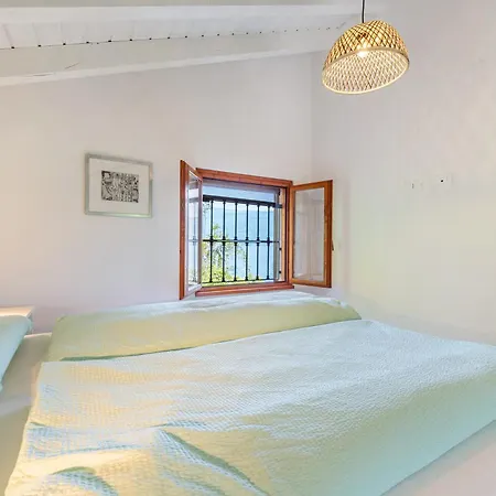 Apartment Perla Azzurra Mit Seezugang