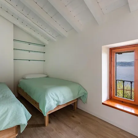 Apartment Perla Azzurra Mit Seezugang *